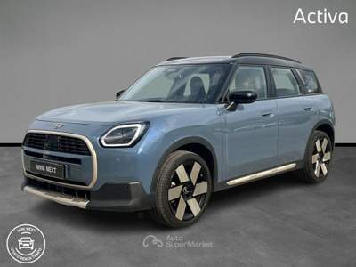 MINI Countryman Mini 1.5 48V C Favoured auto Blu/Azzurro usata Trento