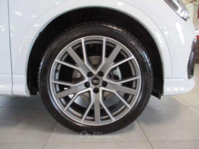 Audi Q3 Q3 35 2.0 tdi Identity Black s-tronic Bianco usata Fossano