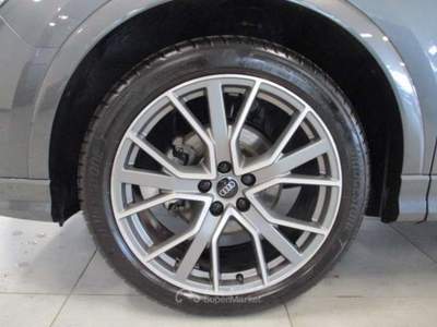 Audi Q3 Q3 SUV 35 Identity Black 2.0 TDI 150CV S-Tronic Grigio usata Fossano