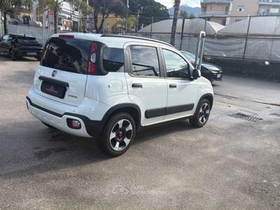 Fiat Panda 1.0 FireFly 70cv S&S Hybrid Cross Bianco usata Cercola