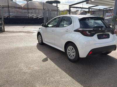 Toyota Yaris Hybrid Active MY24 Bianco usata Cercola