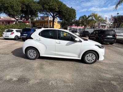 Toyota Yaris Hybrid Active MY24 Bianco usata Cercola