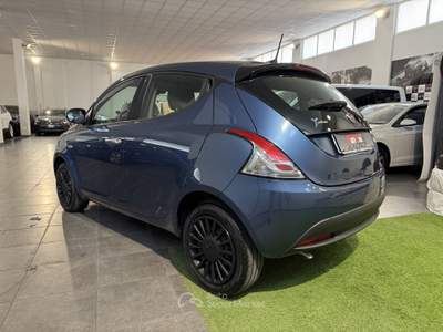 Lancia Ypsilon Ypsilon 1.0 FireFly 5 porte S&S Hybrid Silver Blu/Azzurro usata Occhiobello