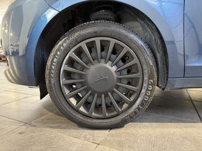 Lancia Ypsilon Ypsilon 1.0 FireFly 5 porte S&S Hybrid Silver Blu/Azzurro usata Occhiobello