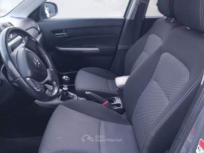 Suzuki Vitara Hybrid Easy Cool 4WD ALLGRIP Grigio usata Pisa