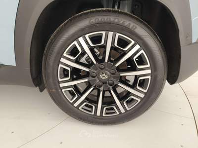 Renault Master Renault 4 E-Tech Iconic comfort range 150cv Blu/Azzurro usata Monza