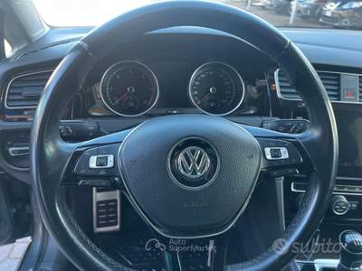 Volkswagen Golf 5p. Executive BlueMotion T usata Alseno