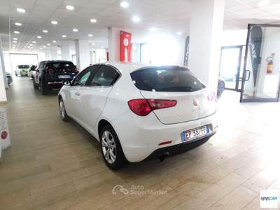 Alfa Romeo Giulietta 1.6 JTDm-2 105 CV Distinctive Bianco usata Isola del Liri