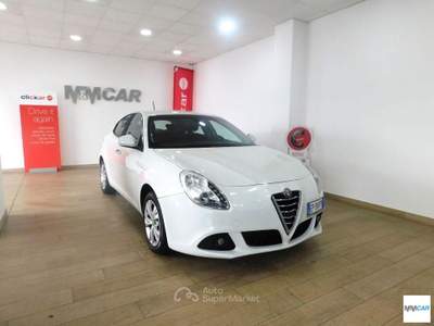 Alfa Romeo Giulietta 1.6 JTDm-2 105 CV Distinctive Bianco usata Isola del Liri