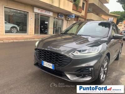 Ford Kuga 2.0 TDCI 120 CV S&S 2WD ST-Line Grigio usata Grottaglie