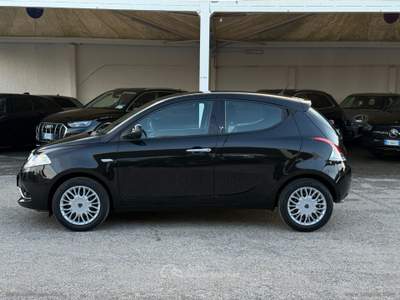 Lancia Ypsilon Ypsilon 1.2 69 CV 5p. Gold Nero usata San Michele Salentino