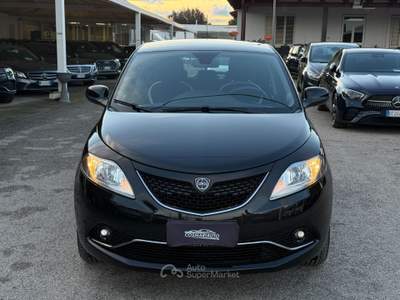 Lancia Ypsilon Ypsilon 1.2 69 CV 5p. Gold Nero usata San Michele Salentino
