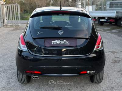 Lancia Ypsilon Ypsilon 1.2 69 CV 5p. Gold Nero usata San Michele Salentino