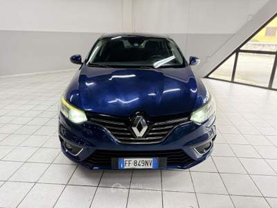 Renault Mégane 1.5 dci energy Bose 110cv edc Blu/Azzurro usata Fontanella