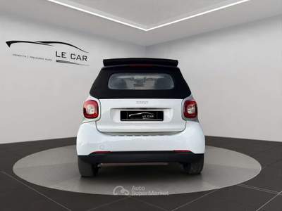 Smart ForTwo Fortwo III Cabrio 1.0 passion  71 cv twinamic Bianco usata Giussano