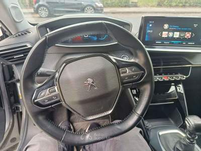 Peugeot 2008 Allure 1.2 PureTech 130 Grigio usata Novara