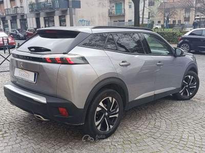 Peugeot 2008 Allure 1.2 PureTech 130 Grigio usata Novara