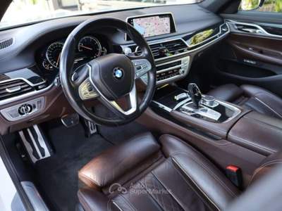 BMW Serie 7 730d 730 d xDrive Eccelsa MSport 360Cam Tetto Gesture ACC+ Bianco usata Rezzato