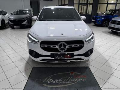 Mercedes-Benz GLA GLA 200 d Automatic 4Matic Sport Bianco usata Favara