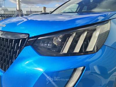 Peugeot 2008 S&S GT Line Blu/Azzurro usata Putignano