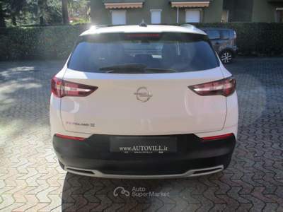 Opel Grandland 1.5 diesel Ecotec Start&Stop aut. Business Ed. Bianco usata VILLASANTA