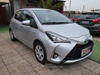 Toyota Yaris 5 porte Active Argento usata Pomezia