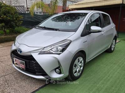 Toyota Yaris 5 porte Active Argento usata Pomezia