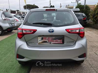 Toyota Yaris 5 porte Active Argento usata Pomezia