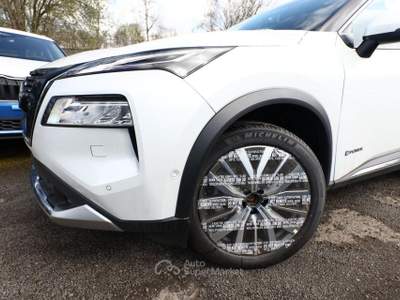 Nissan X-Trail e-Power e-4orce 4WD 5 posti Tekna Tetto&Nappa&Bose Bianco usata Melegnano