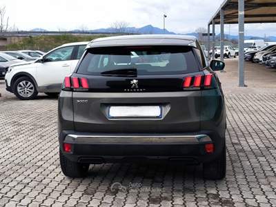 Peugeot 3008 1.5 BlueHDi 130cv EAT8 Grigio usata San Salvatore Telesino