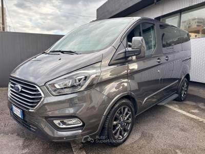 Ford Tourneo Custom 320 2.0 TDCi 185CV aut. PC Titanium X Grigio usata Pesaro