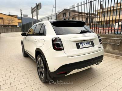 Fiat 600 1.2 hybrid La Prima 110cv auto uff Fiat KM ZERO Bianco usata Santa Maria a Vico
