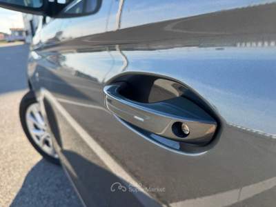 Ford Tourneo Connect Titanium 2.0 EcoBlue 122CV Automatico 5 posti Grigio usata Crocetta del Montello