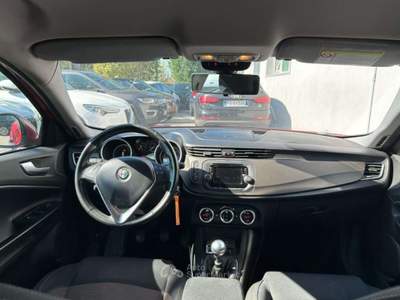 Alfa Romeo Giulietta 1.6 JTDm-2 105 CV Distinctive Rosso usata Rivignano Teor
