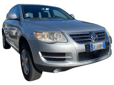 Volkswagen Touareg 2.5 R5 TDI DPF tiptronic Exclusive Grigio usata Rivignano Teor