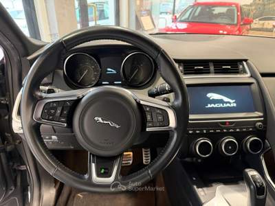 Jaguar E-Pace ottime condizioni interne ed esterne un anno di garanzia Grigio usata Pergine Valsugana