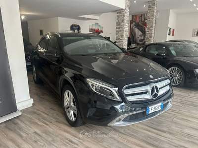 Mercedes-Benz GLA Tetto panoramico Nero usata Spinea