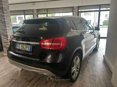 Mercedes-Benz GLA Tetto panoramico Nero usata Spinea
