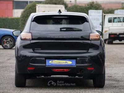 Peugeot 208 PureTech 100 Stop&Start 5 porte Allure Nero usata Besozzo