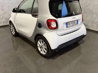 Smart ForTwo fortwo 70 1.0 twinamic Passion OK NEOPATENTATI Bianco usata Cornaredo