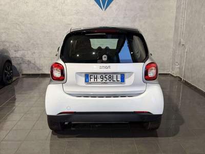 Smart ForTwo fortwo 70 1.0 twinamic Passion OK NEOPATENTATI Bianco usata Cornaredo