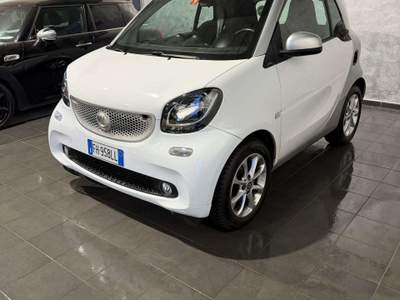 Smart ForTwo fortwo 70 1.0 twinamic Passion OK NEOPATENTATI Bianco usata Cornaredo