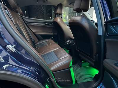 Alfa Romeo Stelvio . Grigio usata Prato