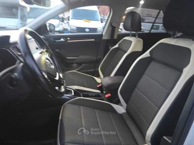 Volkswagen T-Roc AUTOMATICO - 2.0 - UNICOPROPRIETARIO Bianco usata Brescia