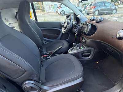 Smart ForTwo 1.0 71cv Coupe C. Automatico Navi motore nuovo Grigio usata Roma
