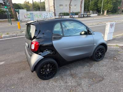 Smart ForTwo 1.0 71cv Coupe C. Automatico Navi motore nuovo Grigio usata Roma
