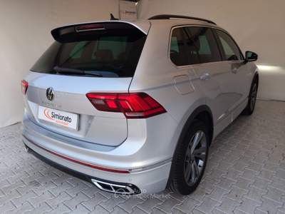 Volkswagen Tiguan 2.0 TDI 150 CV SCR DSG R-Line Grigio usata Resana