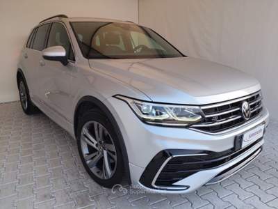 Volkswagen Tiguan 2.0 TDI 150 CV SCR DSG R-Line Grigio usata Resana