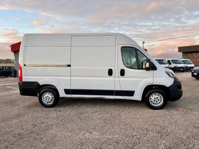 Peugeot Boxer Boxer 330 L2 H2 140CV 2022 Cruise Clima Bianco usata Latina