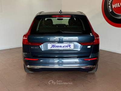 Volvo XC60 T6 Plug-in Hybrid AWD Inscription PELLE/TETTO Blu/Azzurro usata Crocetta del Montello